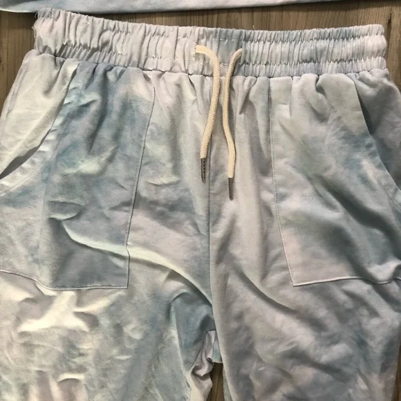 Tye-Die Lounge set size large, light blue and white - Picture 2 of 5